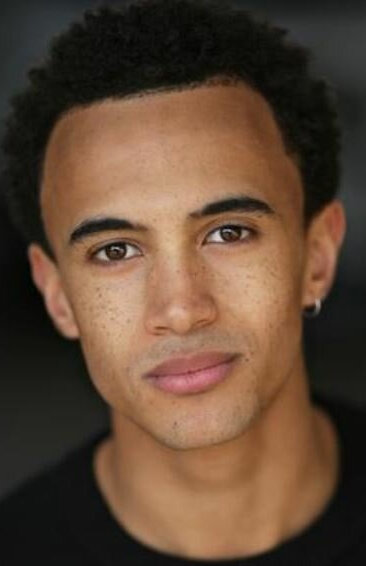 фото Майлз Барроу