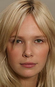 фото Деви Дриген