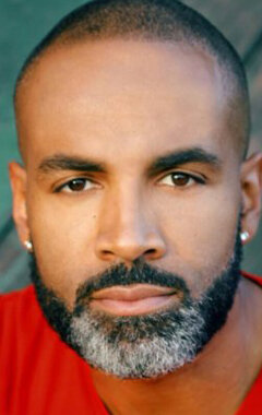 фото Доннел Тернер