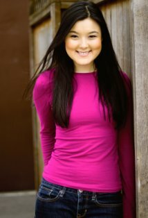 фото Оливия Огума