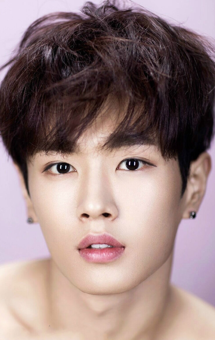 фото Ли Вэньхань