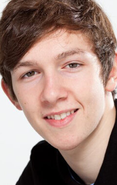 фото Захари Фокс