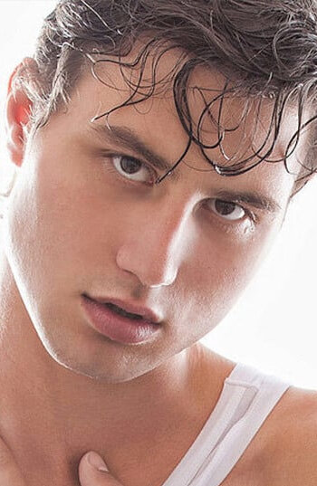 фото Peter Annaud