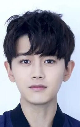 фото Жэнь Цзялунь