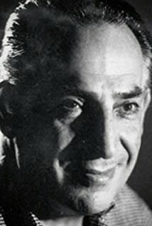 фото Авни Диллигиль