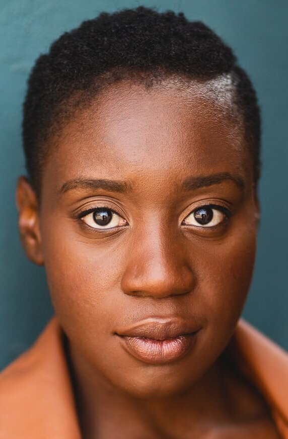 фото Лиз Аджеи