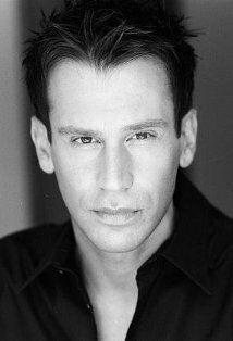 фото Девон Майкл Джонс