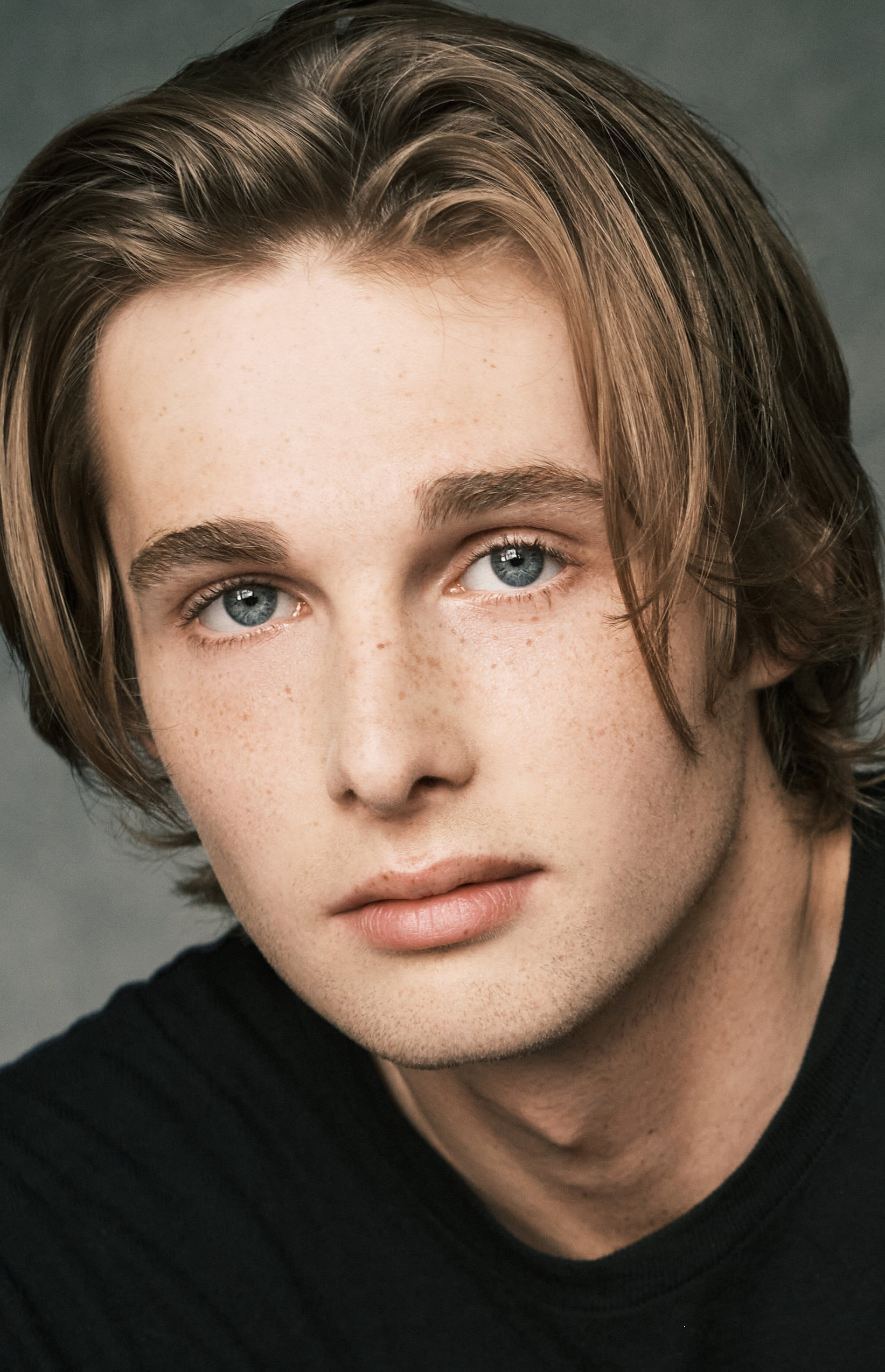 фото Дэниэл Гроган