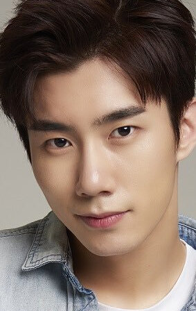 фото Сон У-хён