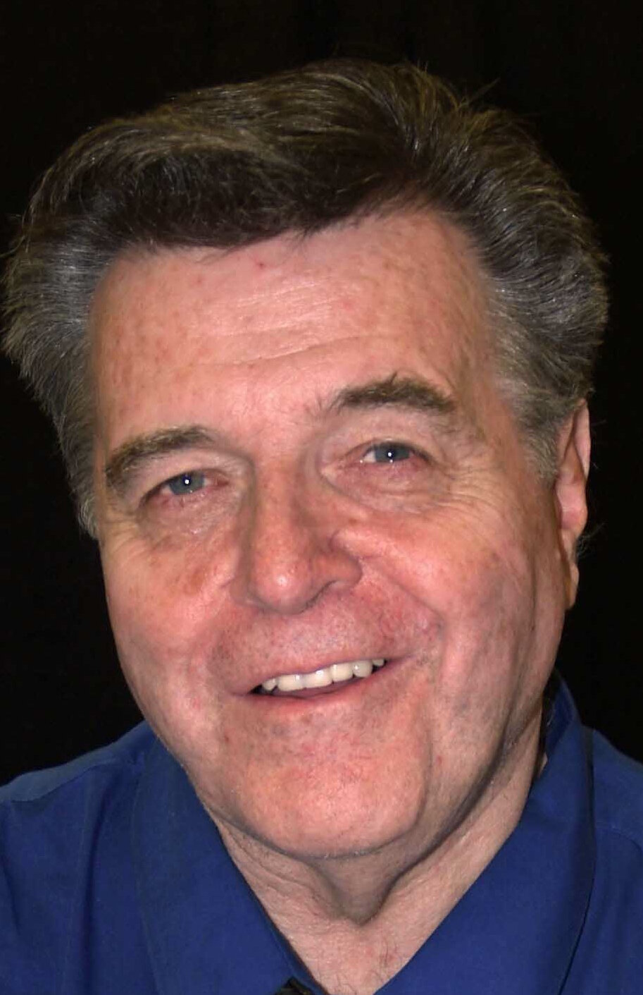 фото Нил Адамс