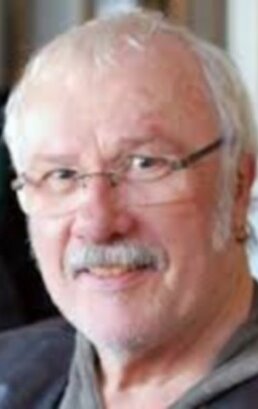 фото Дэн Хеннесси