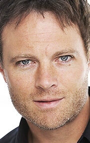 фото Майкл Бьюи