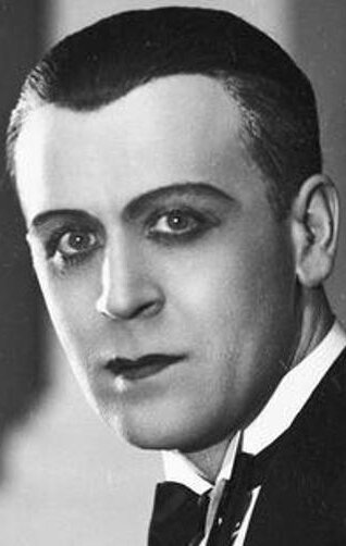 фото Леон Лущевский