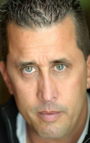 фото Брэд Стивен Рот