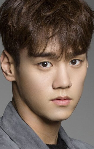 фото Хон Сын-бом