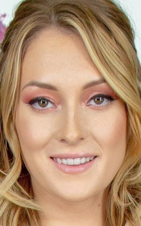 фото Шарлотта Синс