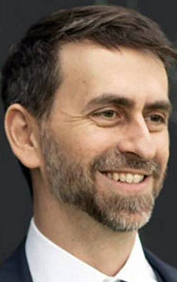 фото Адам Б. Стейн