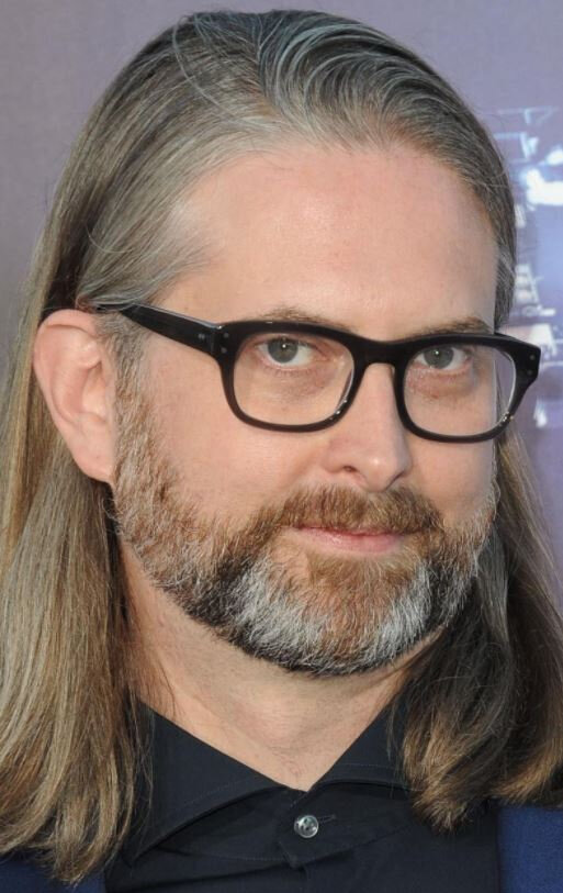 фото Майкл Джон Уоррен