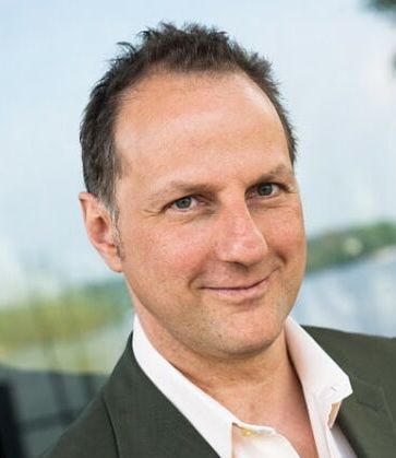 фото Маркус Калофф