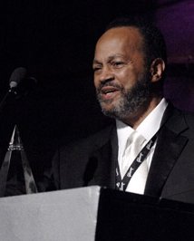 фото Том Белл