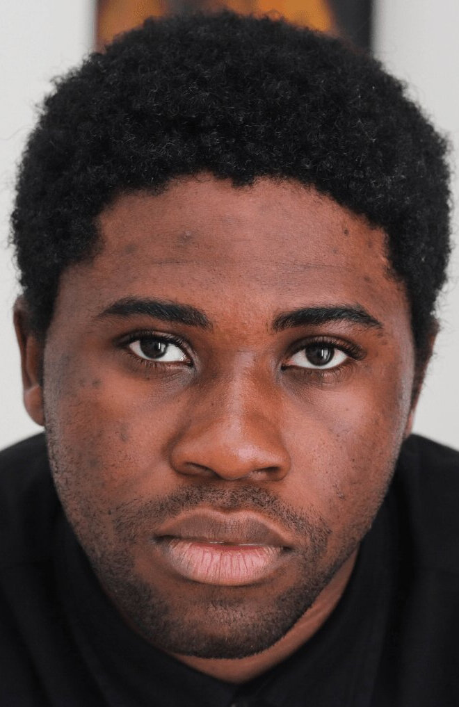 фото Олаолува Файокун