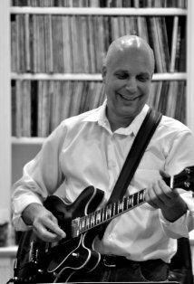 фото Чарли Барнетт