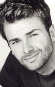 фото Трой Нортон