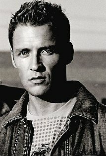 фото Адам Ф.