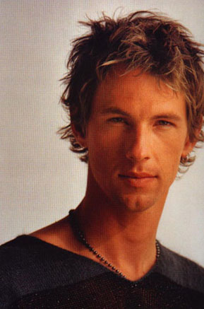 фото Дэниэл Джонс