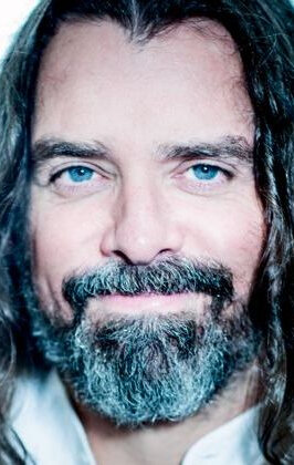 фото Адам Берри