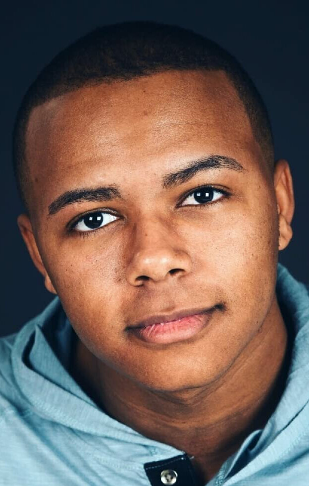 фото Эй Джей Беклс