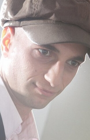 фото Манук Казарян