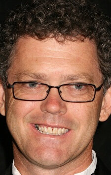 фото Джон Стоукс