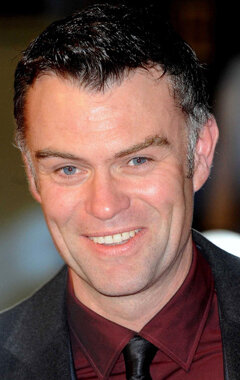 фото Джулиан Льюис Джонс