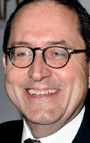 фото Майкл Баркер