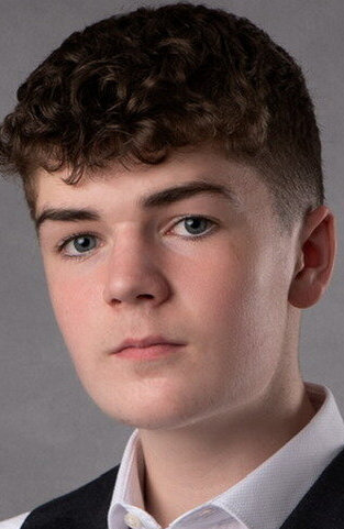 фото Льюис Макэски