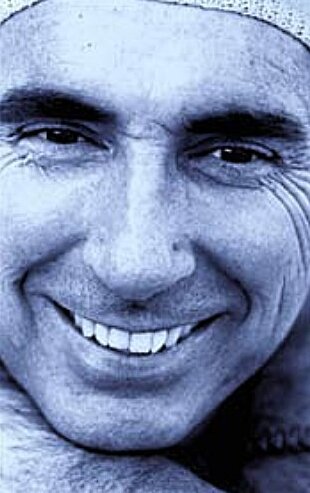 фото Луис Льяч