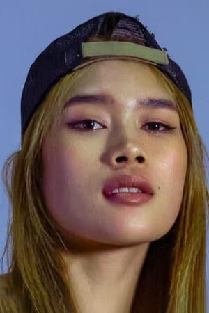 фото Джун Сэйситорн