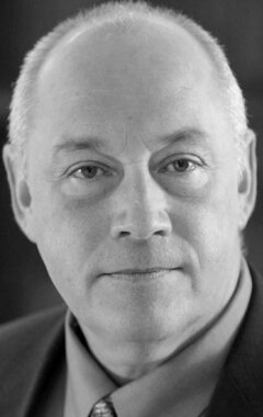 фото Джерард Планкет