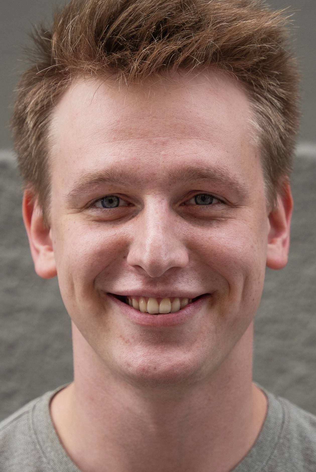 фото Максим Тихонов