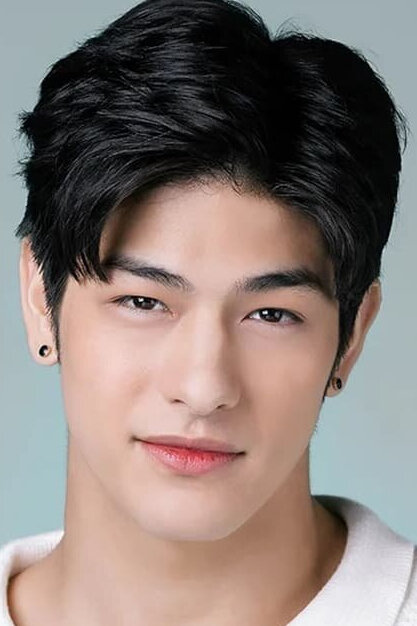 фото Люк Исикава Плоуден