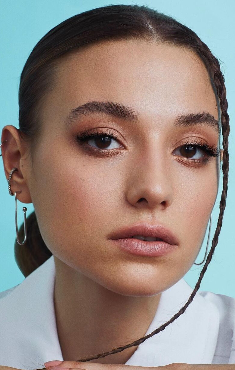 фото Сумейе Айдоган