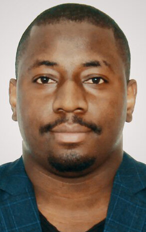 фото Арди Мпеко