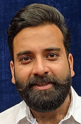 фото Анубхав Сингх Басси