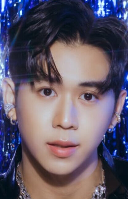 фото Тханавин Тирапхосукарн