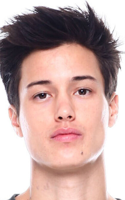 фото Дерек Лу