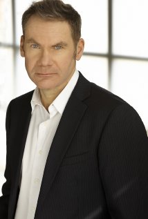 фото Том Вернон