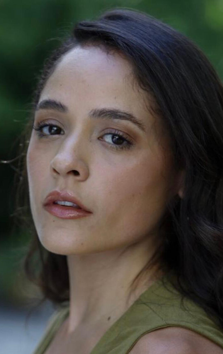 фото Дженезис Эстевес