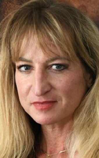 фото Эстер Чонка