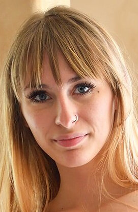 фото Энджел Янс